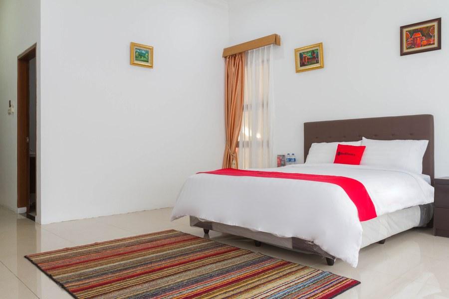 Hotel Reddoorz Near Jatinangor Town Square Exteriér fotografie