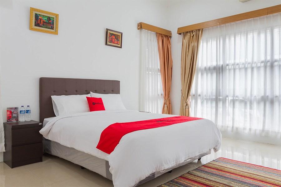 Hotel Reddoorz Near Jatinangor Town Square Exteriér fotografie