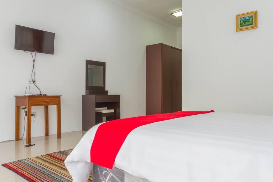 Hotel Reddoorz Near Jatinangor Town Square Exteriér fotografie