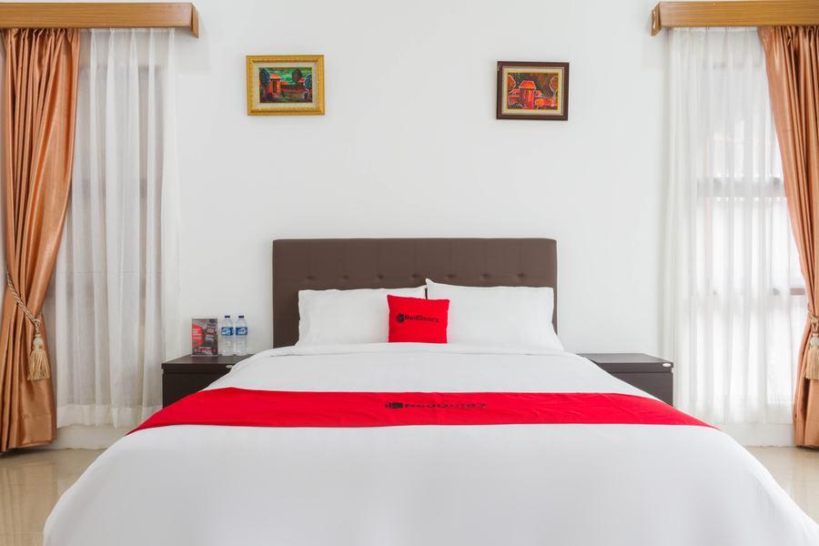 Hotel Reddoorz Near Jatinangor Town Square Exteriér fotografie